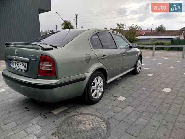 Зелений Шкода Октавія, об'ємом двигуна 1.6 л та пробігом 271 тис. км за 3499 $, фото 6 на Automoto.ua