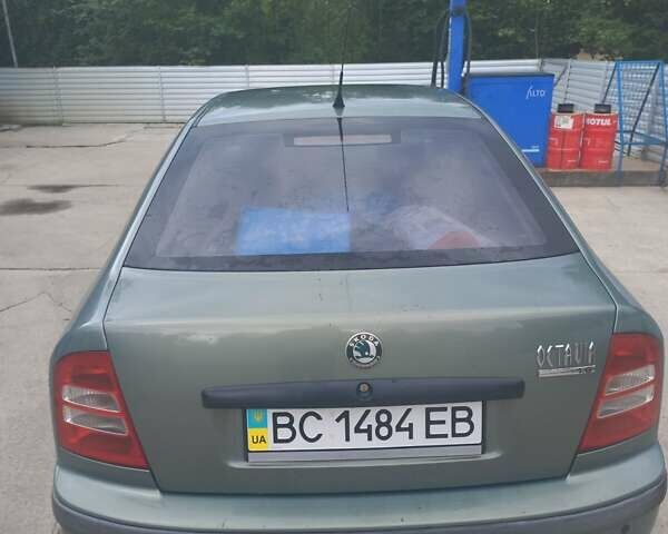 Зеленый Шкода Октавия, объемом двигателя 1.6 л и пробегом 328 тыс. км за 3600 $, фото 3 на Automoto.ua