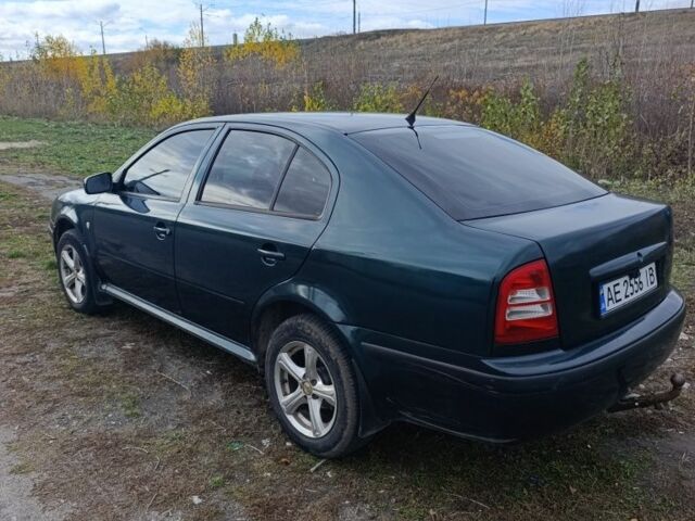 Зелений Шкода Октавія, об'ємом двигуна 2 л та пробігом 259 тис. км за 4200 $, фото 5 на Automoto.ua
