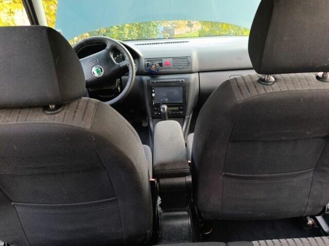 Зелений Шкода Октавія, об'ємом двигуна 2 л та пробігом 259 тис. км за 4200 $, фото 9 на Automoto.ua