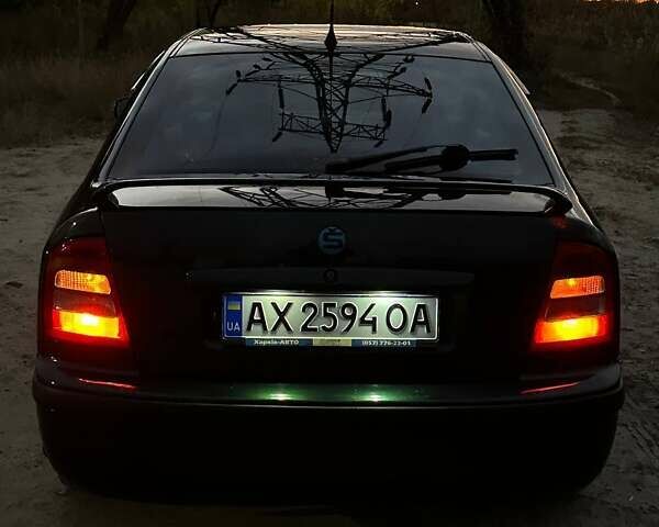 Зелений Шкода Октавія, об'ємом двигуна 2 л та пробігом 323 тис. км за 5600 $, фото 15 на Automoto.ua