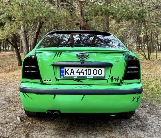 Зеленый Шкода Октавия, объемом двигателя 1.8 л и пробегом 345 тыс. км за 6000 $, фото 2 на Automoto.ua