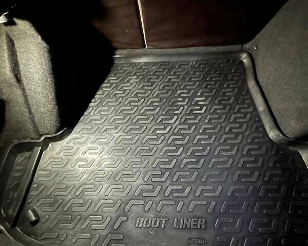 Зелений Шкода Октавія, об'ємом двигуна 2 л та пробігом 323 тис. км за 5600 $, фото 23 на Automoto.ua