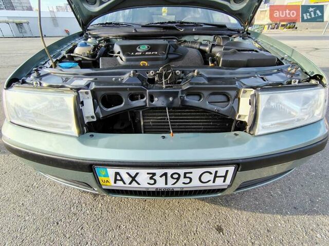 Зелений Шкода Октавія, об'ємом двигуна 1.6 л та пробігом 207 тис. км за 4300 $, фото 43 на Automoto.ua