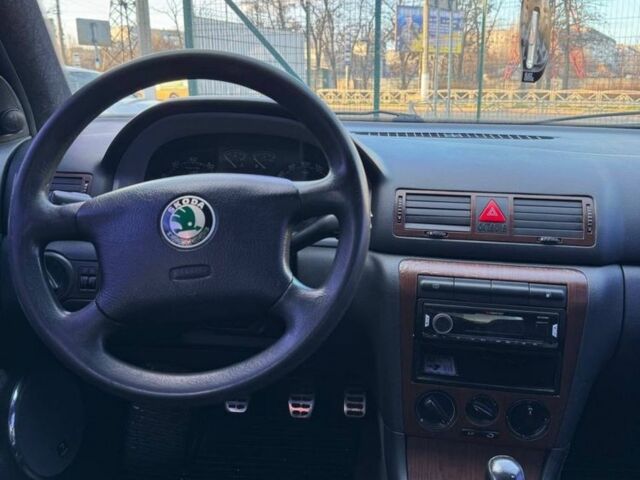 Зеленый Шкода Октавия, объемом двигателя 1.8 л и пробегом 270 тыс. км за 5700 $, фото 4 на Automoto.ua