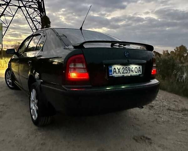 Зелений Шкода Октавія, об'ємом двигуна 2 л та пробігом 323 тис. км за 5600 $, фото 28 на Automoto.ua