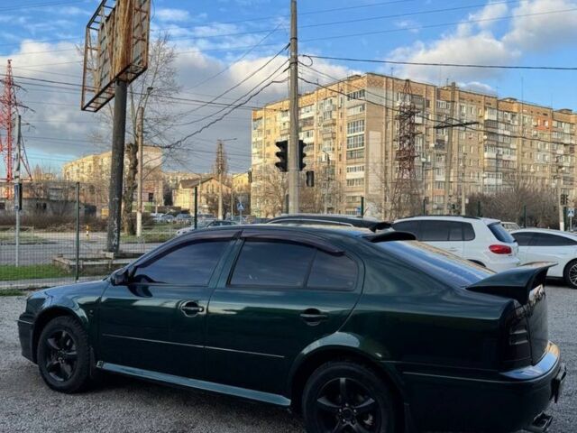 Зеленый Шкода Октавия, объемом двигателя 1.8 л и пробегом 270 тыс. км за 5700 $, фото 1 на Automoto.ua