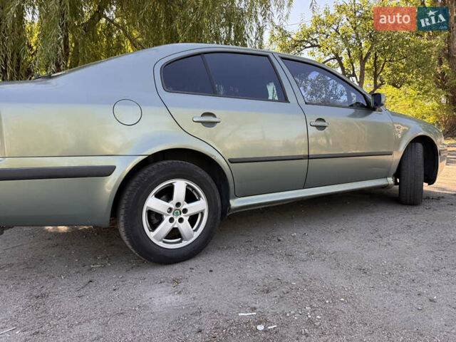 Зеленый Шкода Октавия, объемом двигателя 1.98 л и пробегом 320 тыс. км за 4000 $, фото 11 на Automoto.ua