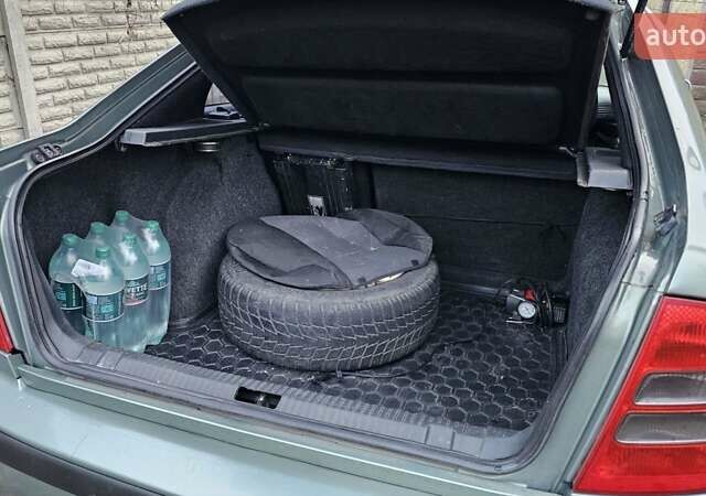 Зеленый Шкода Октавия, объемом двигателя 2 л и пробегом 400 тыс. км за 4500 $, фото 15 на Automoto.ua