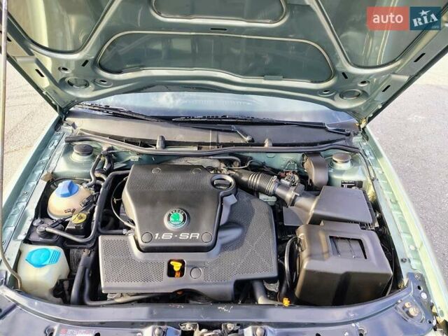 Зелений Шкода Октавія, об'ємом двигуна 1.6 л та пробігом 207 тис. км за 4300 $, фото 40 на Automoto.ua