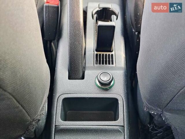 Зелений Шкода Октавія, об'ємом двигуна 1.6 л та пробігом 207 тис. км за 4300 $, фото 29 на Automoto.ua