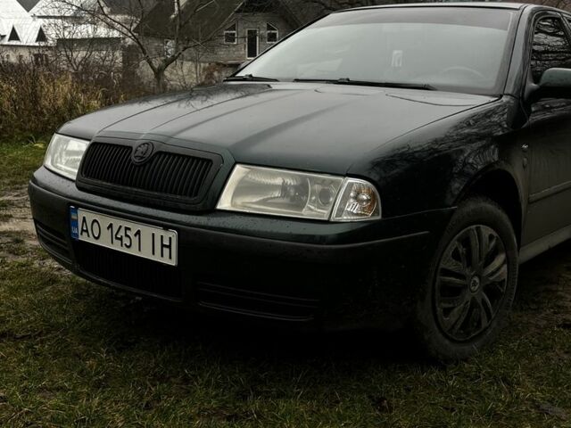 Зеленый Шкода Октавия, объемом двигателя 1.9 л и пробегом 217 тыс. км за 4200 $, фото 1 на Automoto.ua