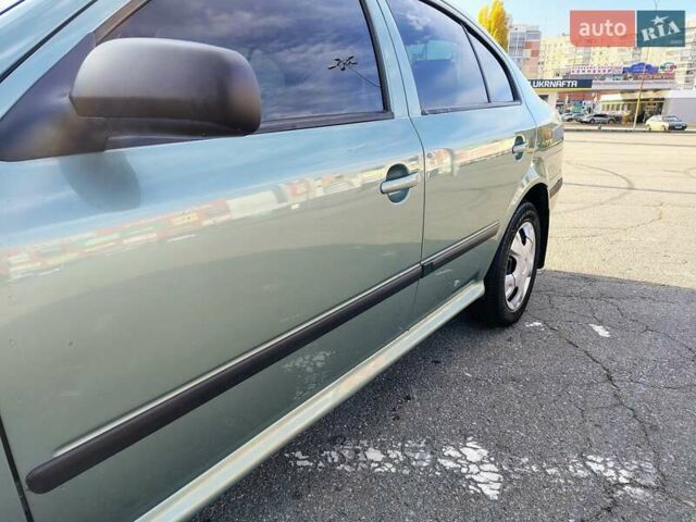 Зелений Шкода Октавія, об'ємом двигуна 1.6 л та пробігом 207 тис. км за 4300 $, фото 8 на Automoto.ua