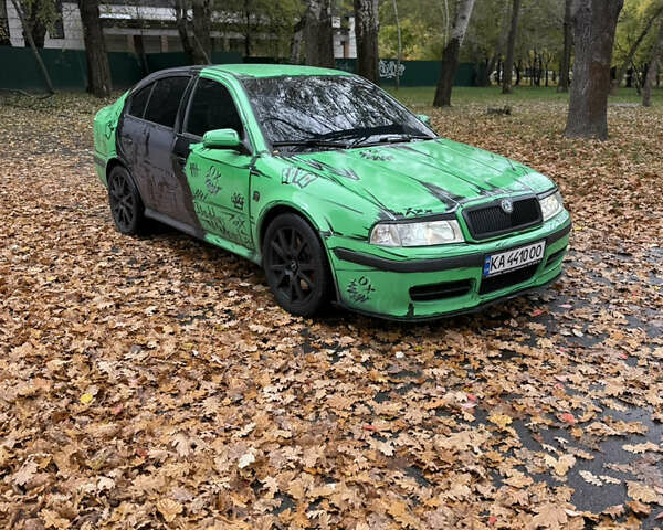Зеленый Шкода Октавия, объемом двигателя 1.78 л и пробегом 346 тыс. км за 5500 $, фото 6 на Automoto.ua