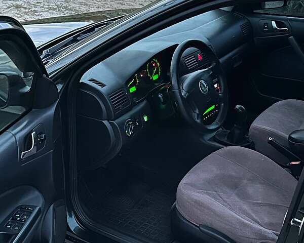 Зелений Шкода Октавія, об'ємом двигуна 2 л та пробігом 323 тис. км за 5600 $, фото 34 на Automoto.ua