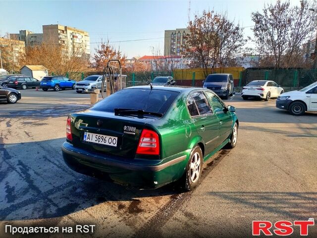 Зеленый Шкода Октавия, объемом двигателя 1.8 л и пробегом 0 тыс. км за 3700 $, фото 4 на Automoto.ua