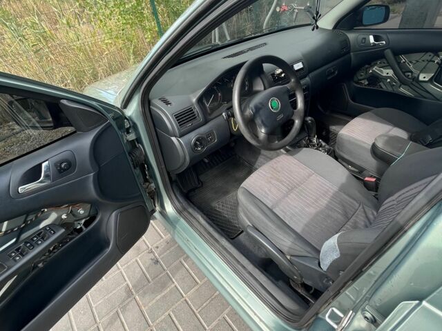 Зелений Шкода Октавія, об'ємом двигуна 1.9 л та пробігом 370 тис. км за 2600 $, фото 11 на Automoto.ua