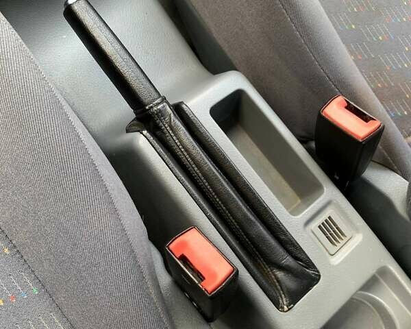 Зеленый Шкода Октавия, объемом двигателя 1.6 л и пробегом 180 тыс. км за 4500 $, фото 32 на Automoto.ua