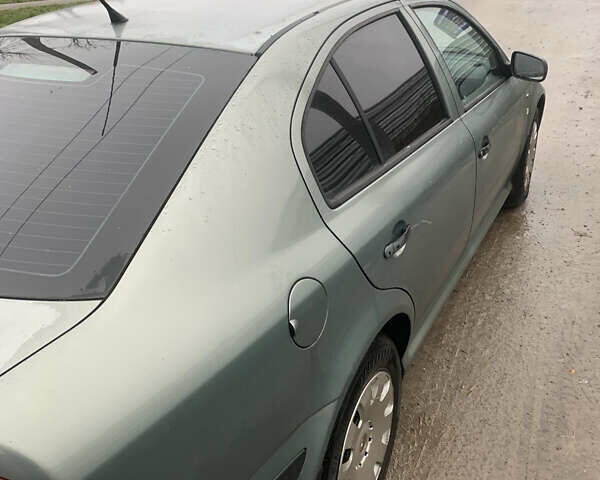 Зеленый Шкода Октавия, объемом двигателя 1.6 л и пробегом 174 тыс. км за 3600 $, фото 3 на Automoto.ua