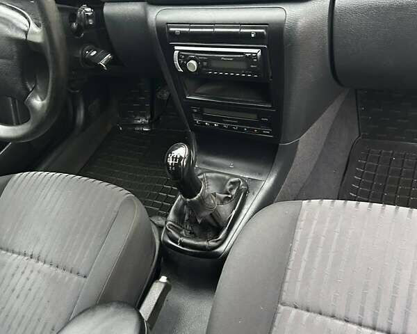 Зелений Шкода Октавія, об'ємом двигуна 1.98 л та пробігом 260 тис. км за 2999 $, фото 5 на Automoto.ua