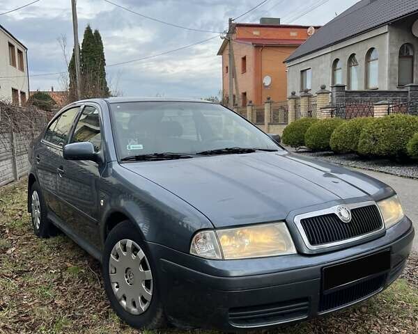 Зеленый Шкода Октавия, объемом двигателя 1.9 л и пробегом 369 тыс. км за 1850 $, фото 11 на Automoto.ua