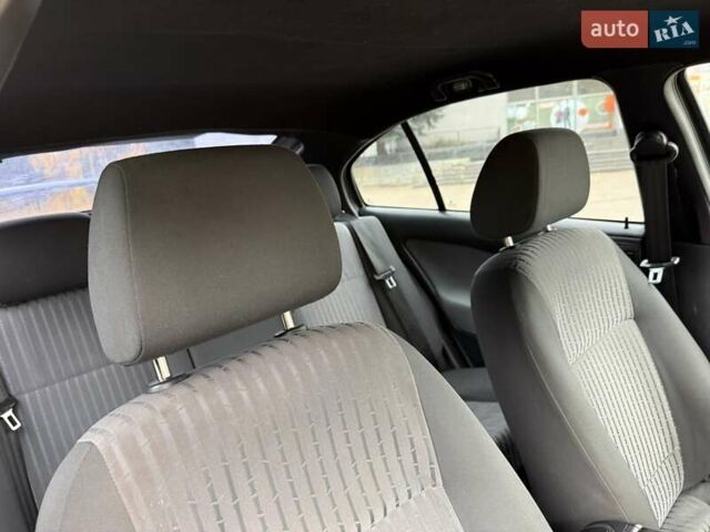 Зеленый Шкода Октавия, объемом двигателя 1.78 л и пробегом 280 тыс. км за 2900 $, фото 31 на Automoto.ua