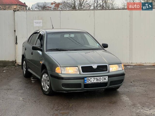 Зеленый Шкода Октавия, объемом двигателя 1.6 л и пробегом 253 тыс. км за 3450 $, фото 6 на Automoto.ua