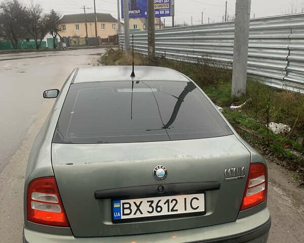 Зеленый Шкода Октавия, объемом двигателя 1.6 л и пробегом 174 тыс. км за 3600 $, фото 2 на Automoto.ua