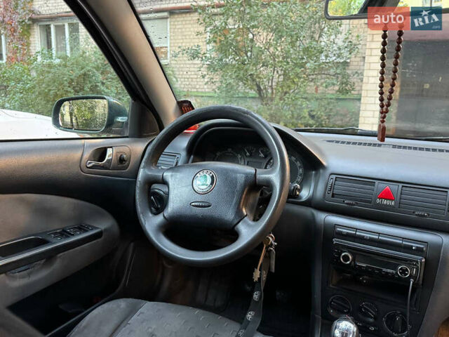 Шкода Октавія 2003 у Дніпро (Дніпропетровську) на Automoto.ua Зелений Шкода Октавія, об'ємом двигуна 1.9 л та пробігом 476 тис. км за 3000 $, фото 7 на Automoto.ua
