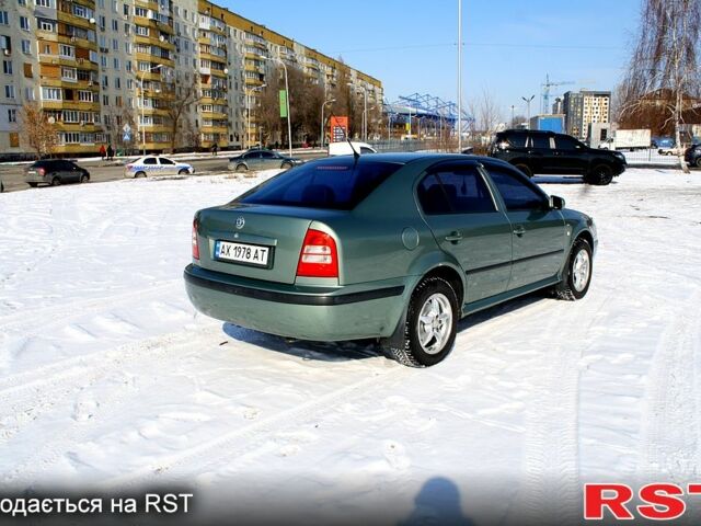 Зеленый Шкода Октавия, объемом двигателя 1.6 л и пробегом 326 тыс. км за 4400 $, фото 2 на Automoto.ua