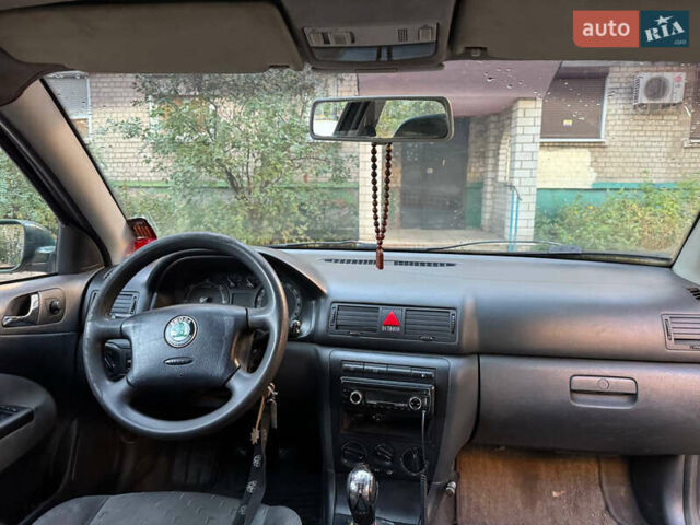 Шкода Октавія 2003 у Дніпро (Дніпропетровську) на Automoto.ua Зелений Шкода Октавія, об'ємом двигуна 1.9 л та пробігом 476 тис. км за 3000 $, фото 5 на Automoto.ua