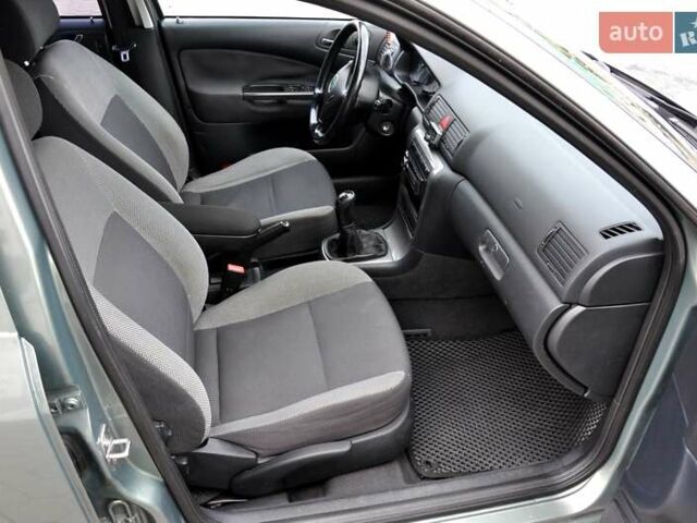 Зеленый Шкода Октавия, объемом двигателя 2 л и пробегом 200 тыс. км за 3800 $, фото 26 на Automoto.ua