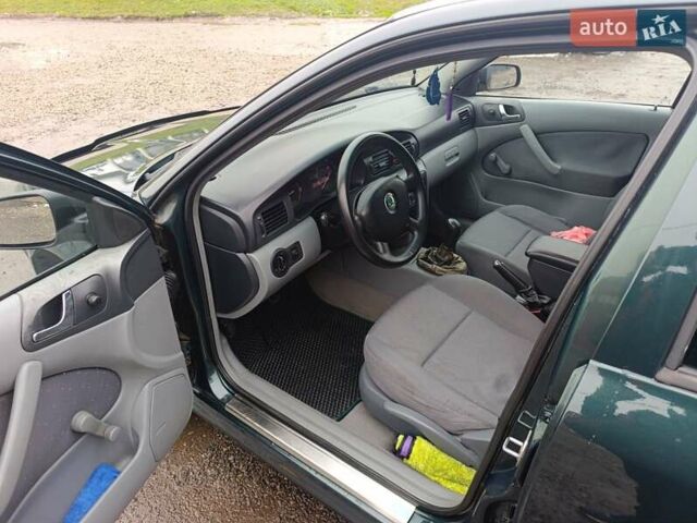 Зеленый Шкода Октавия, объемом двигателя 1.9 л и пробегом 413 тыс. км за 3650 $, фото 7 на Automoto.ua