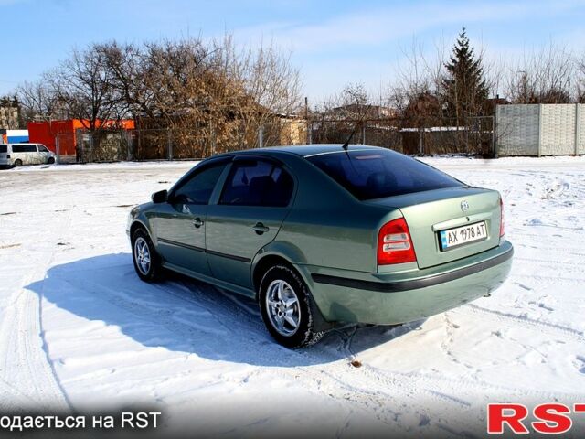Зеленый Шкода Октавия, объемом двигателя 1.6 л и пробегом 326 тыс. км за 4400 $, фото 3 на Automoto.ua