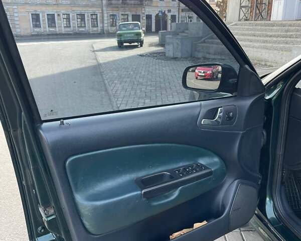 Зеленый Шкода Октавия, объемом двигателя 1.6 л и пробегом 292 тыс. км за 4200 $, фото 14 на Automoto.ua