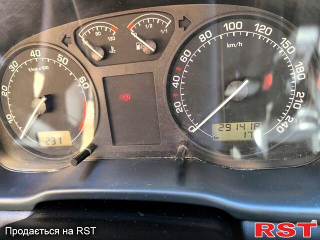 Зеленый Шкода Октавия, объемом двигателя 1.8 л и пробегом 291 тыс. км за 5300 $, фото 4 на Automoto.ua