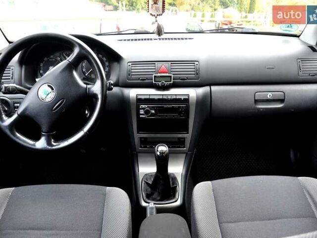 Зеленый Шкода Октавия, объемом двигателя 2 л и пробегом 200 тыс. км за 3800 $, фото 24 на Automoto.ua