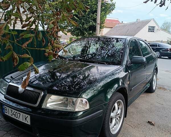 Зелений Шкода Октавія, об'ємом двигуна 1.6 л та пробігом 310 тис. км за 2999 $, фото 5 на Automoto.ua
