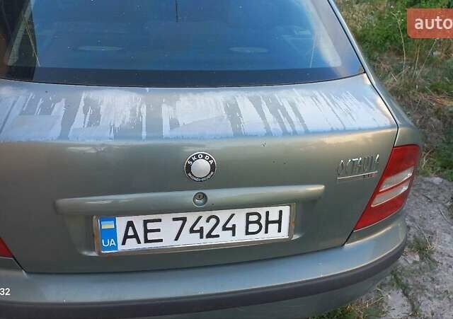 Зеленый Шкода Октавия, объемом двигателя 1.4 л и пробегом 257 тыс. км за 4500 $, фото 2 на Automoto.ua