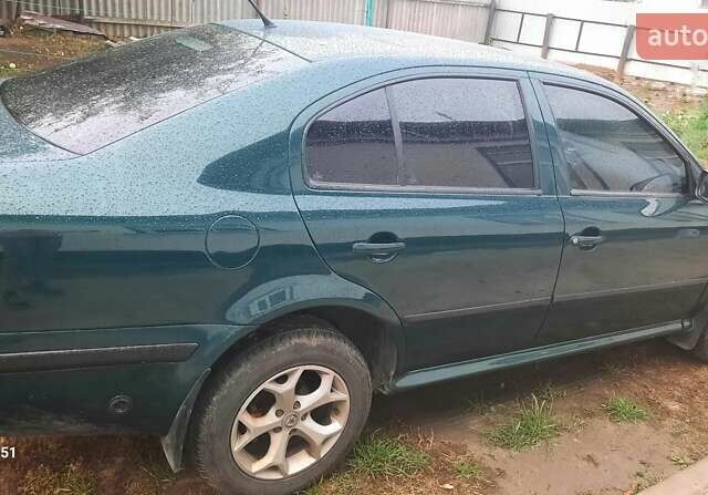 Шкода Октавия 2003 в Полтаве на Automoto.ua Зеленый Шкода Октавия, объемом двигателя 2 л и пробегом 240 тыс. км за 4000 $, фото 1 на Automoto.ua