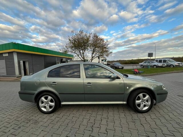 Зеленый Шкода Октавия, объемом двигателя 2 л и пробегом 190 тыс. км за 4000 $, фото 5 на Automoto.ua