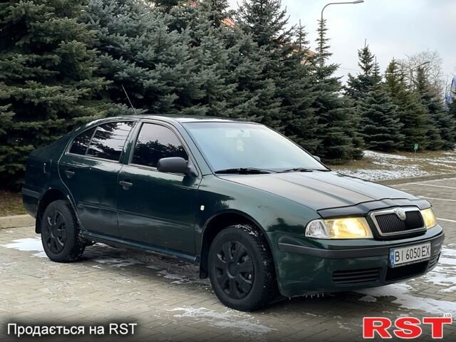 Зеленый Шкода Октавия, объемом двигателя 1.6 л и пробегом 440 тыс. км за 4500 $, фото 1 на Automoto.ua