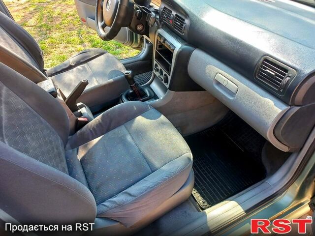 Шкода Октавия 2003 в Николаеве на Automoto.ua Зеленый Шкода Октавия, объемом двигателя 1.6 л и пробегом 250 тыс. км за 2600 $, фото 6 на Automoto.ua