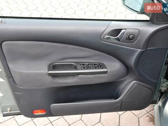 Зеленый Шкода Октавия, объемом двигателя 2 л и пробегом 200 тыс. км за 3800 $, фото 13 на Automoto.ua