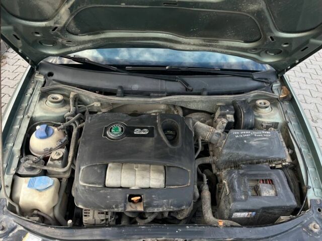 Зеленый Шкода Октавия, объемом двигателя 2 л и пробегом 190 тыс. км за 4000 $, фото 12 на Automoto.ua