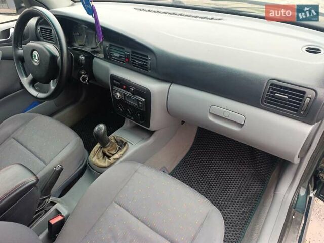 Зеленый Шкода Октавия, объемом двигателя 1.9 л и пробегом 413 тыс. км за 3650 $, фото 10 на Automoto.ua