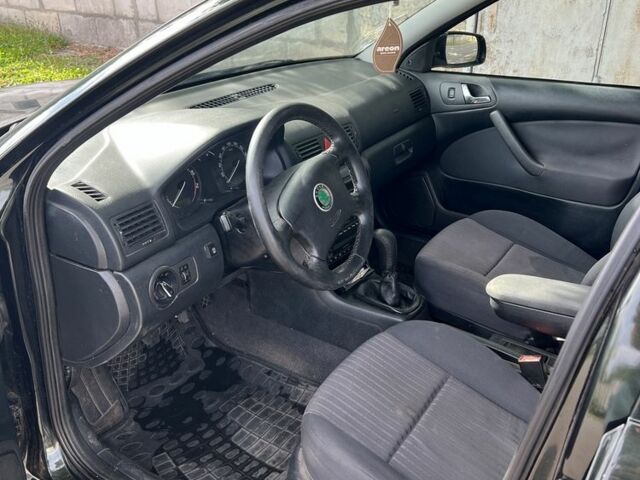 Зелений Шкода Октавія, об'ємом двигуна 1.8 л та пробігом 230 тис. км за 3500 $, фото 3 на Automoto.ua