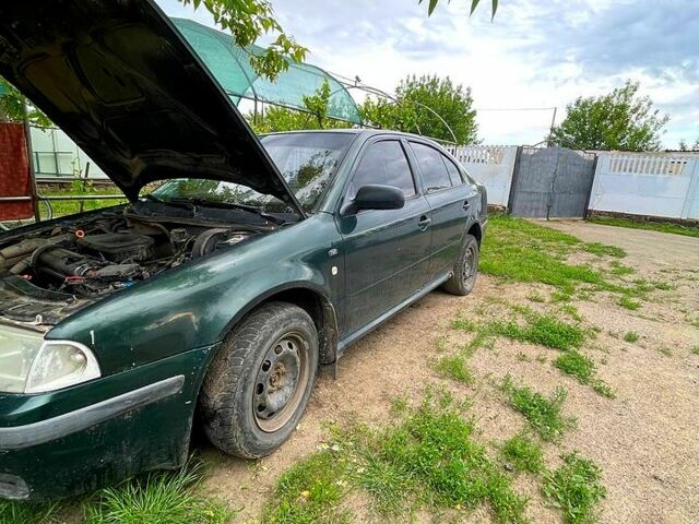 Зеленый Шкода Октавия, объемом двигателя 1.6 л и пробегом 600 тыс. км за 1200 $, фото 7 на Automoto.ua