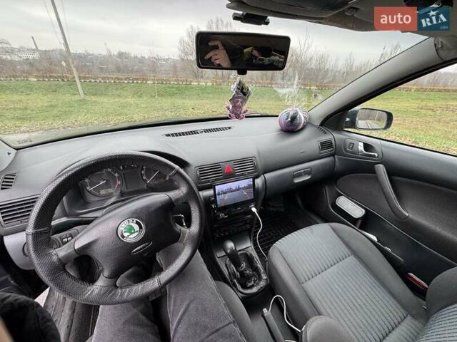 Зеленый Шкода Октавия, объемом двигателя 2 л и пробегом 300 тыс. км за 4500 $, фото 4 на Automoto.ua