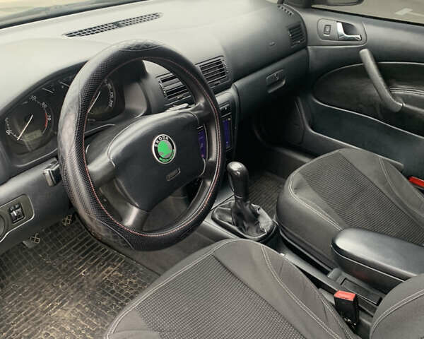 Зеленый Шкода Октавия, объемом двигателя 1.78 л и пробегом 520 тыс. км за 4000 $, фото 5 на Automoto.ua